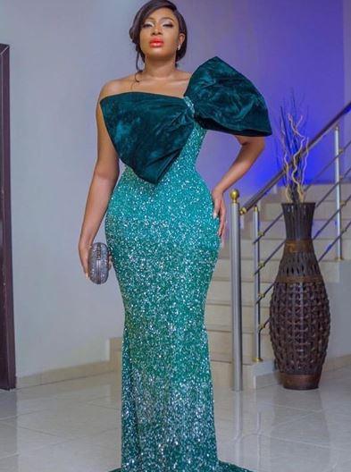 Fayrouz green lace asoebi style  Lace gown styles, Lace fashion